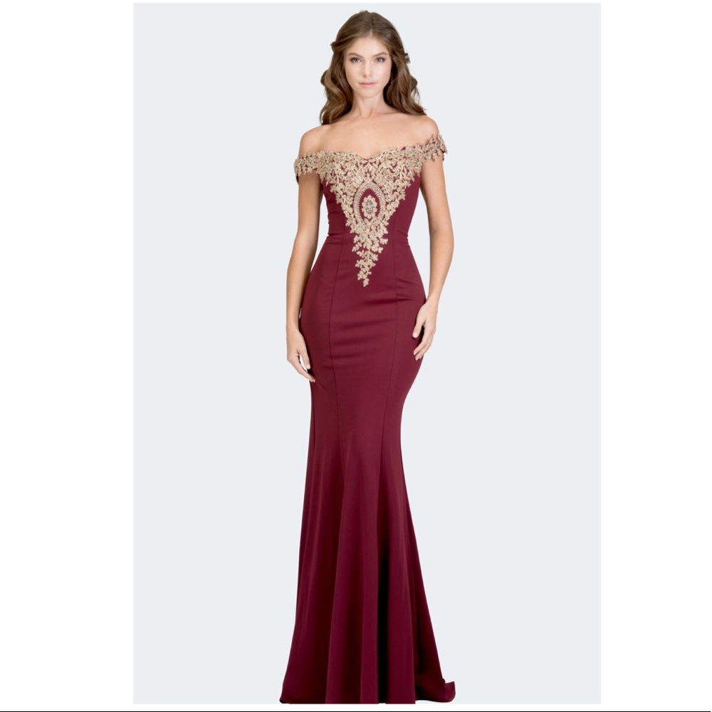 🆕NWT PROM BRIDESMAIDS Off the Shoulder Gown